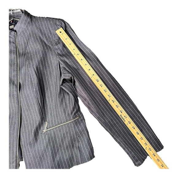 Tommy Hilfiger Navy Pinstripe Elbow Pad Blazer Size 14 Mock Collar Blue Jacket - Picture 7 of 14